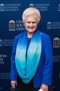 Barbara Mead Headshot