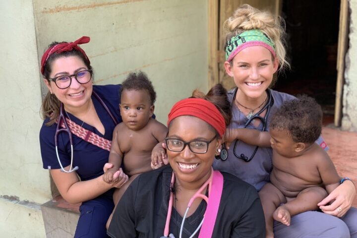 CSU physician assistant students in the Dominican Republic